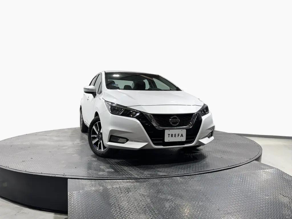 Nissan Versa Advance 2021